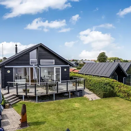 Сasa de vacaciones Majbritt - 50m From The Sea By Interhome Hejls